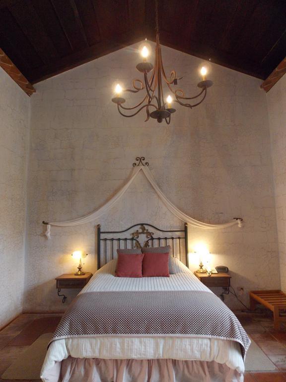 Hotel La Casona De Антигуа-Гватемала Номер фото